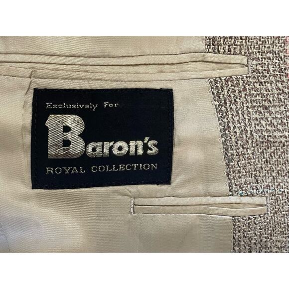 Countess Mara, 100% Silk Blazer, Sportcoat, Neutral, Soft,2 button, Men's 38S - Picture 9 of 10